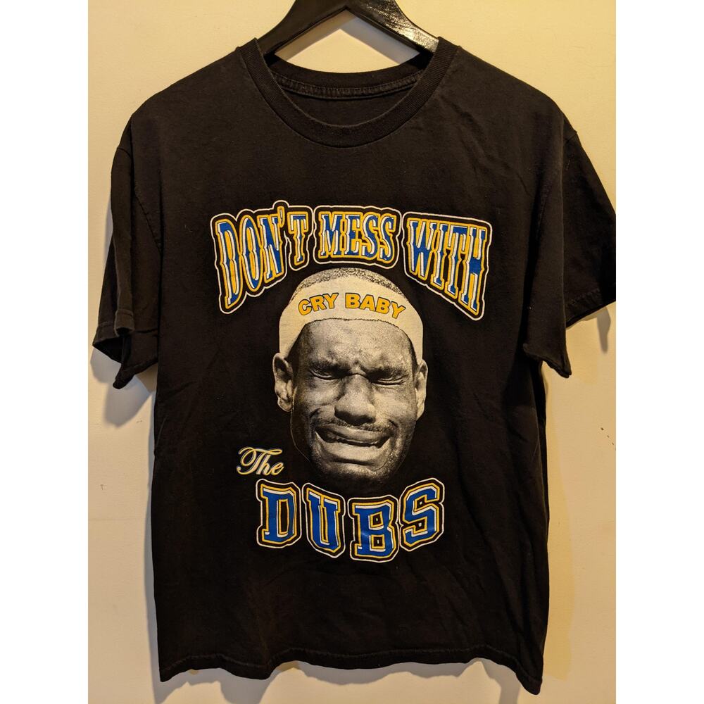 Lebron James Lakers "No Love" Crybaby Parody Stephen Curry Warriors NBA Tee Sz L